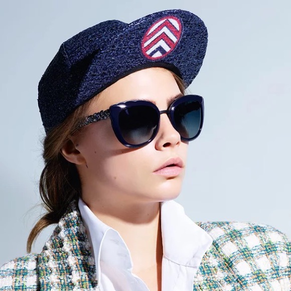 Chanel Glittered Tweed Cap Hat Navy Blue